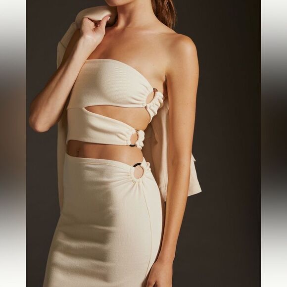 Bordeaux Strapless Cutout Dress - Picture 2 of 4